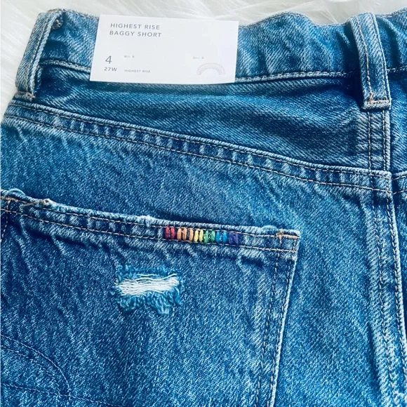 NWT American Eagle Highest Rise Sz 4 Baggy Embroidery Women’s Shorts - Picture 6 of 13